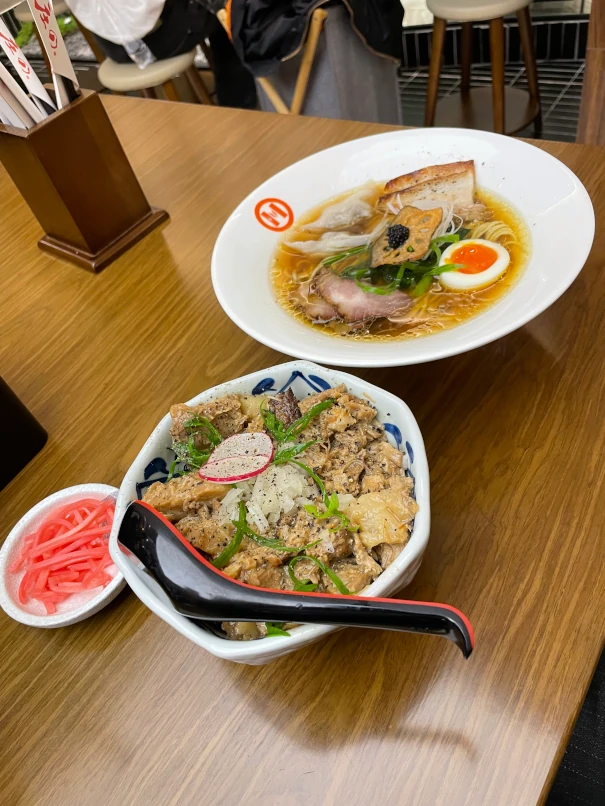 麺屋庄野・貝汁醤油清湯拉麺セット